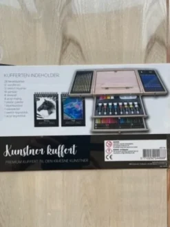 Aktivitetskuffert I Træ - Med Malergrej
