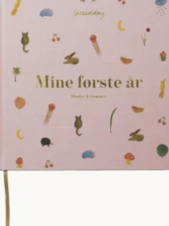 Barnets Bog - Mine Første År