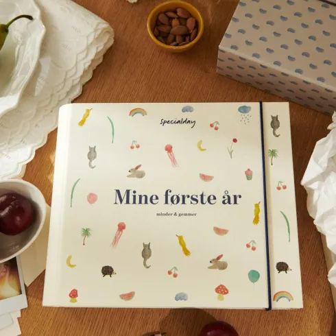 Barnets Bog - Mine Første År - Album