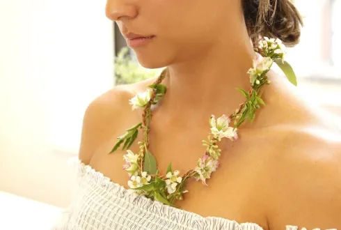 Blomster Halskæde DIY - Huckleberry - Kikkerland