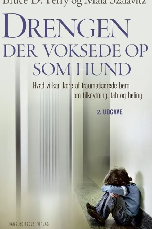 Drengen, Der Voksede Op Som Hund
