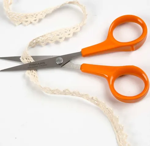 Fiskars - Classic Præcisionssaks - L 13 CM