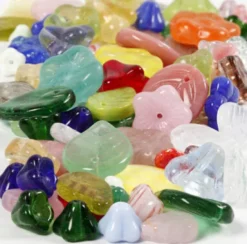 Glasperler - Blade - Blomster - Ø 6-17 MM - Hulstr. 0,5-1,5 MM - Assorterede Farver - 60 G