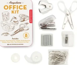 Kikkerland - Office Kit Inkl. Hæftemaskine, Klammer, Tape, Saks