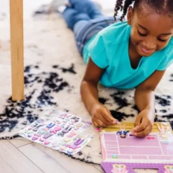 Melissa & Doug - Genanvendelige Klistermærker - Dress Up Hus
