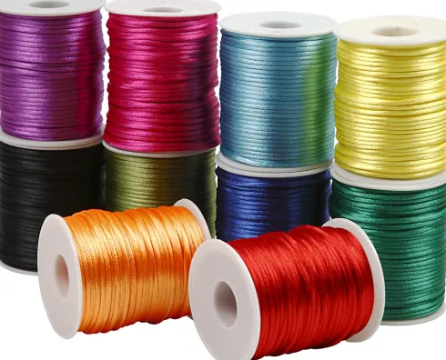 Satinsnor - Tykkelse 2 MM - Stærke Farver - 10X50 M